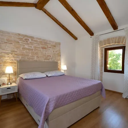 Holiday home Forest Breeze Retreat In