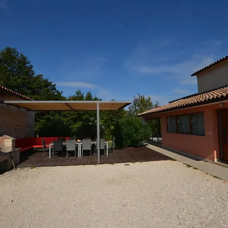 Forest Breeze Retreat In *