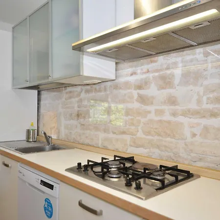 Holiday home Forest Breeze Retreat In