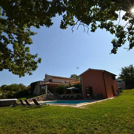 Forest Breeze Retreat In Сasa de vacaciones *